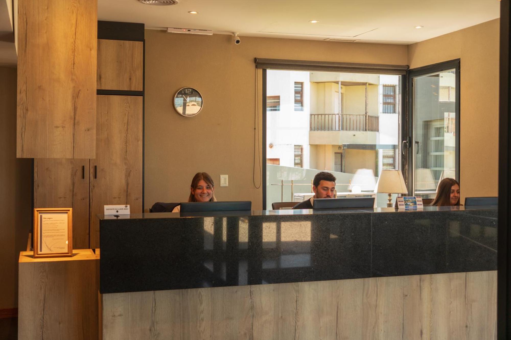 Hotel Aatrac Mar del Plata Exterior photo
